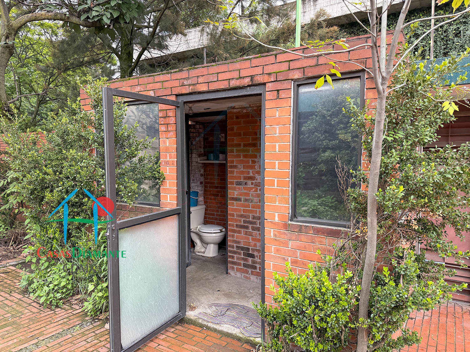 Bosques de las Lomas Terreno Jaguar BBC - Propiedad a demoler 9